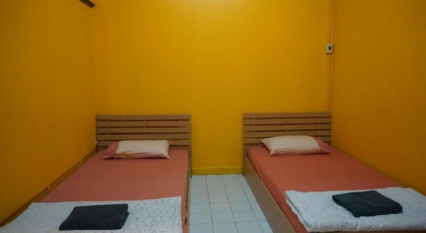 Oyo 730 Meedee Hostel Bangkok Kültér fotó