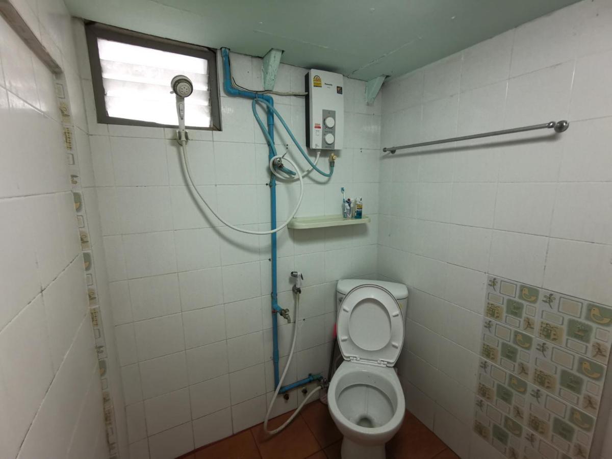Oyo 730 Meedee Hostel Bangkok Kültér fotó